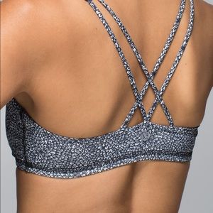 Lululemon Free To Be Bra size 4